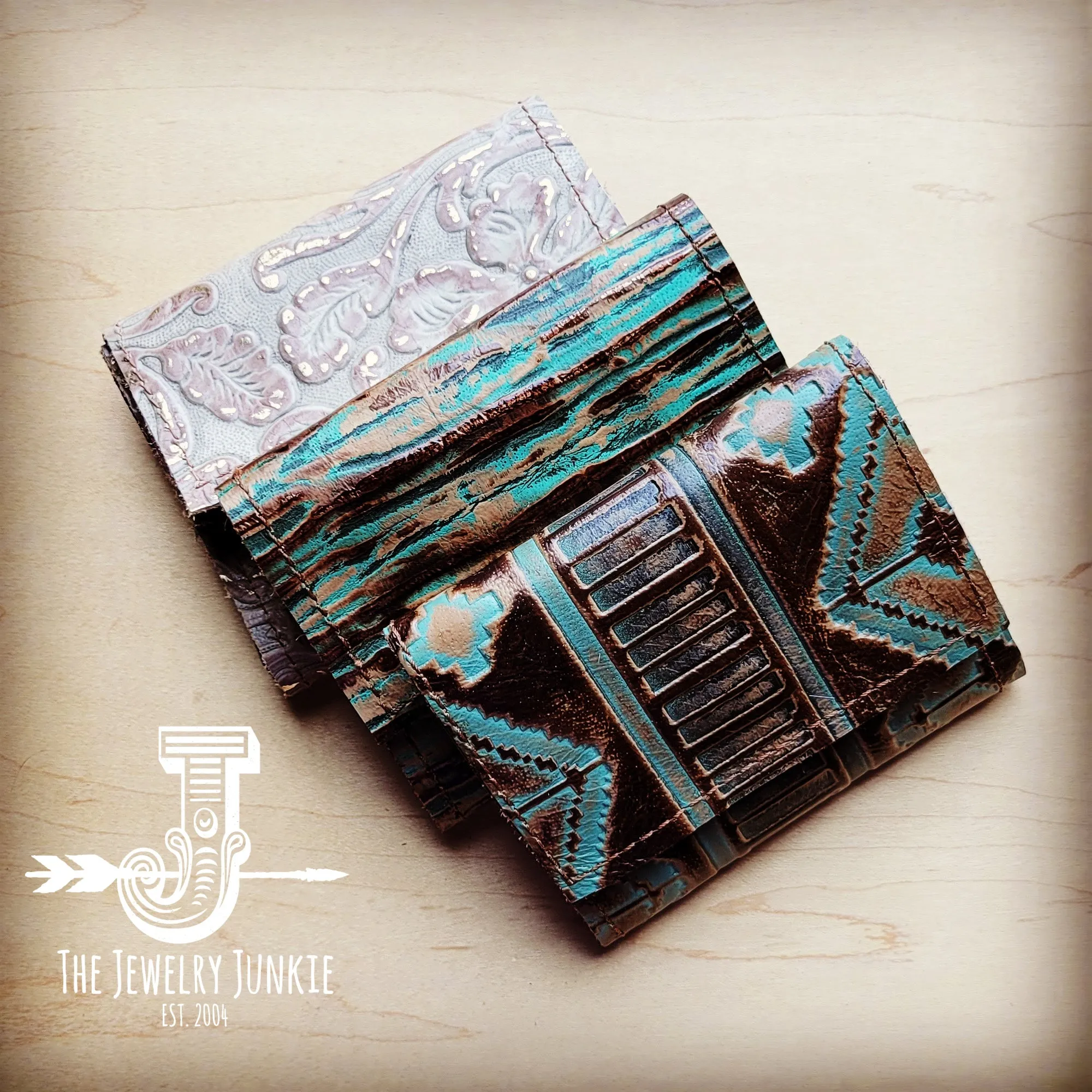 **Arizona Tri-Fold Embossed Leather Wallet-Gilded Cowboy 302y