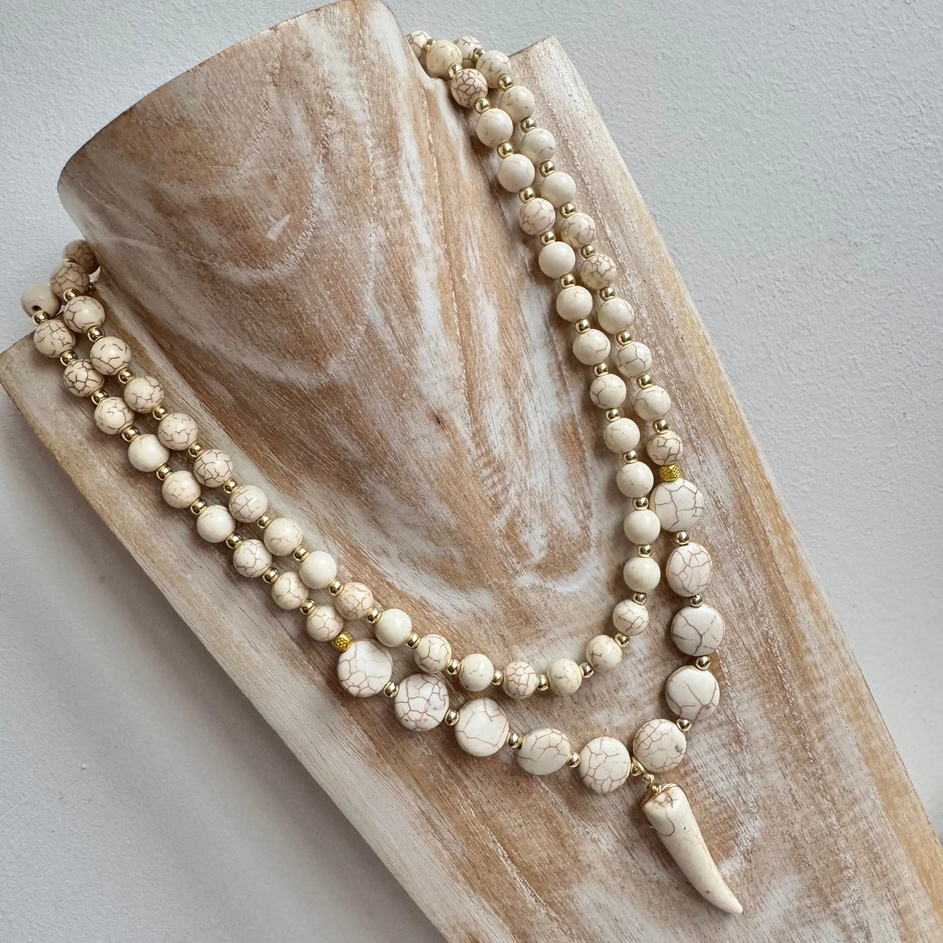 Cream 'Cove' Necklace