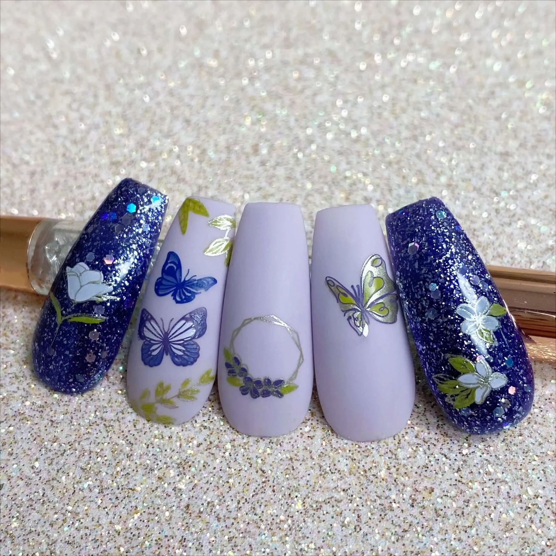Flutterby (CjS-278) Steel Nail Art Layered Stamping Plate