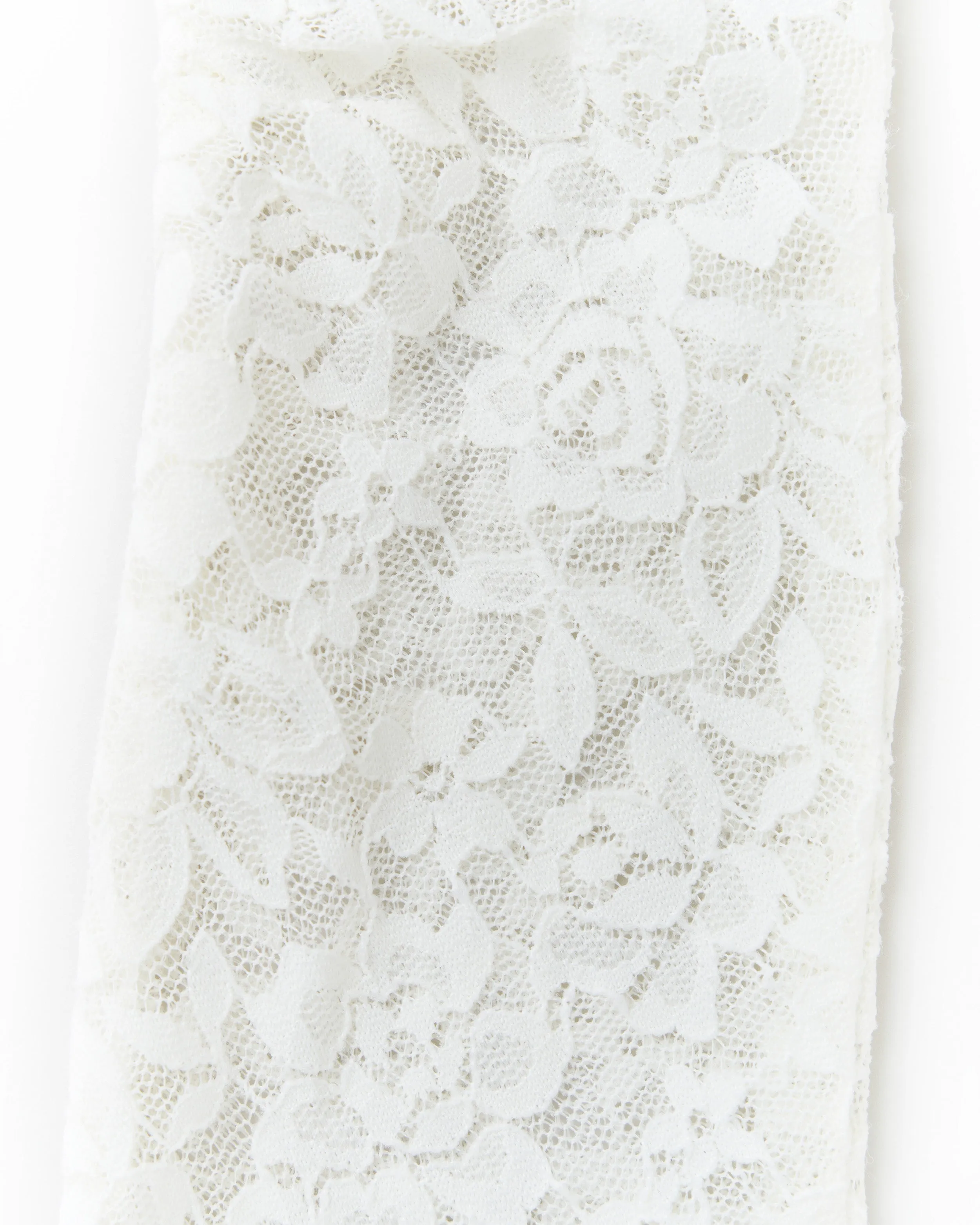 gather lace gloves