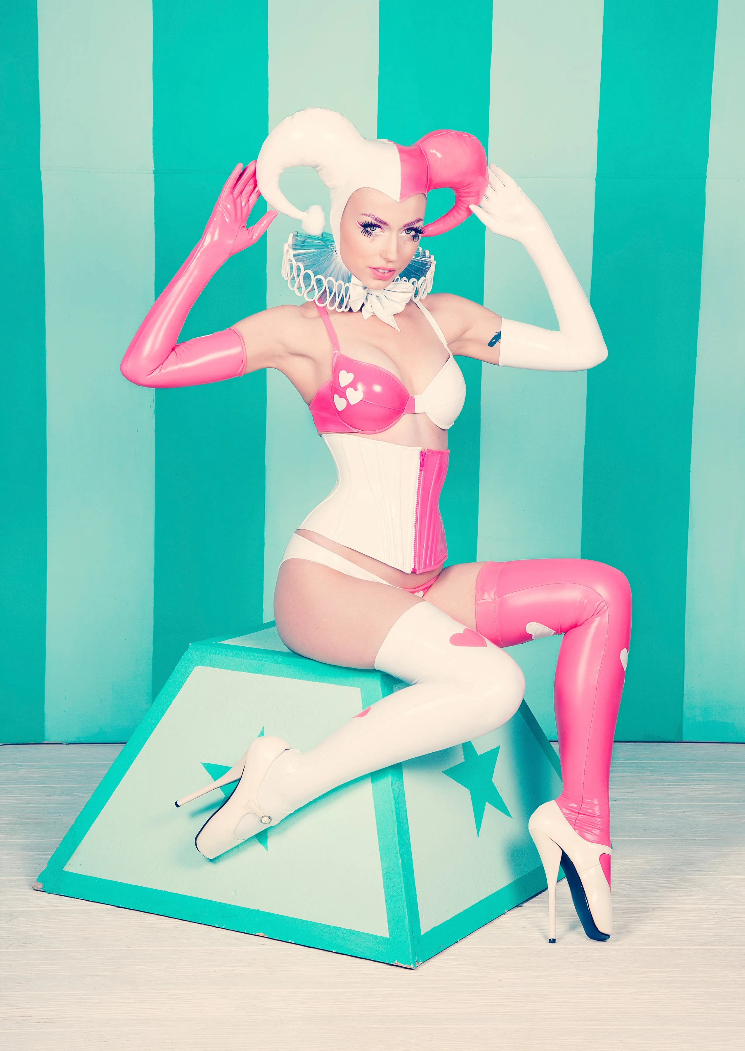 Harley Heart Hood (chin length with no collar)