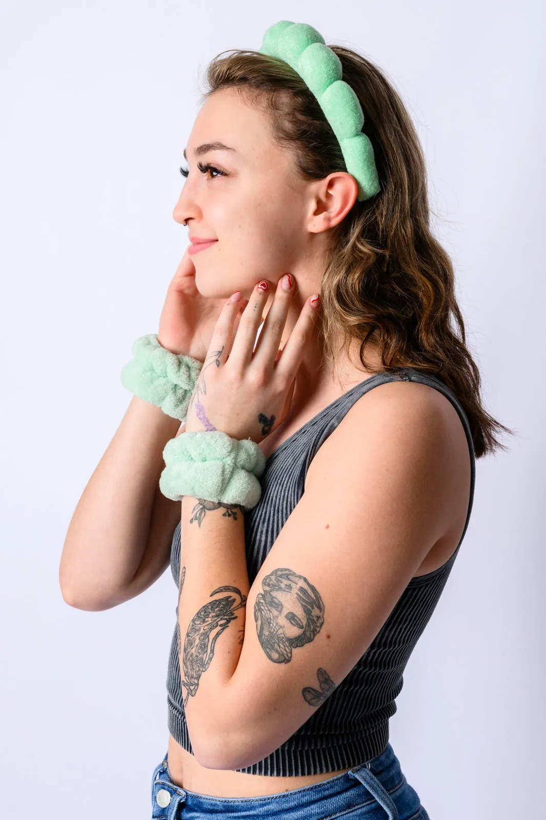 Lost in the Moment Headband and Wristband Set in Green - 11/15