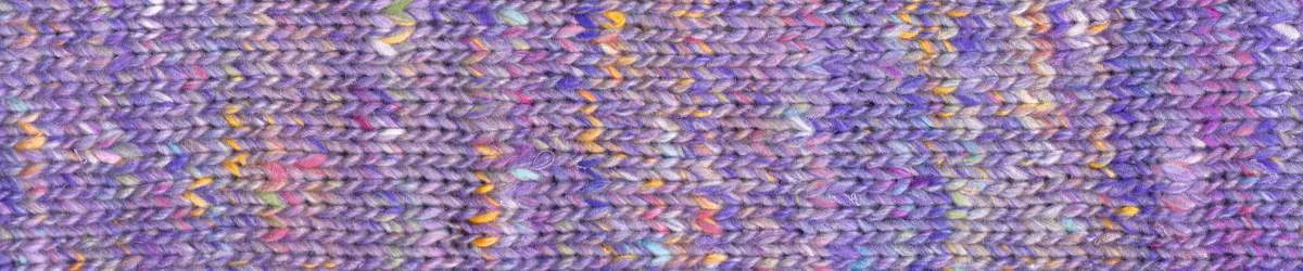 SHIFTING SANDS SHAWL KIT & TIMELESS NORO BOOKLET