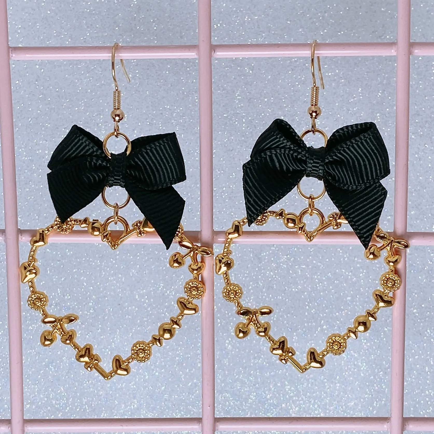 Sweet Heart Earrings (4 Colors)