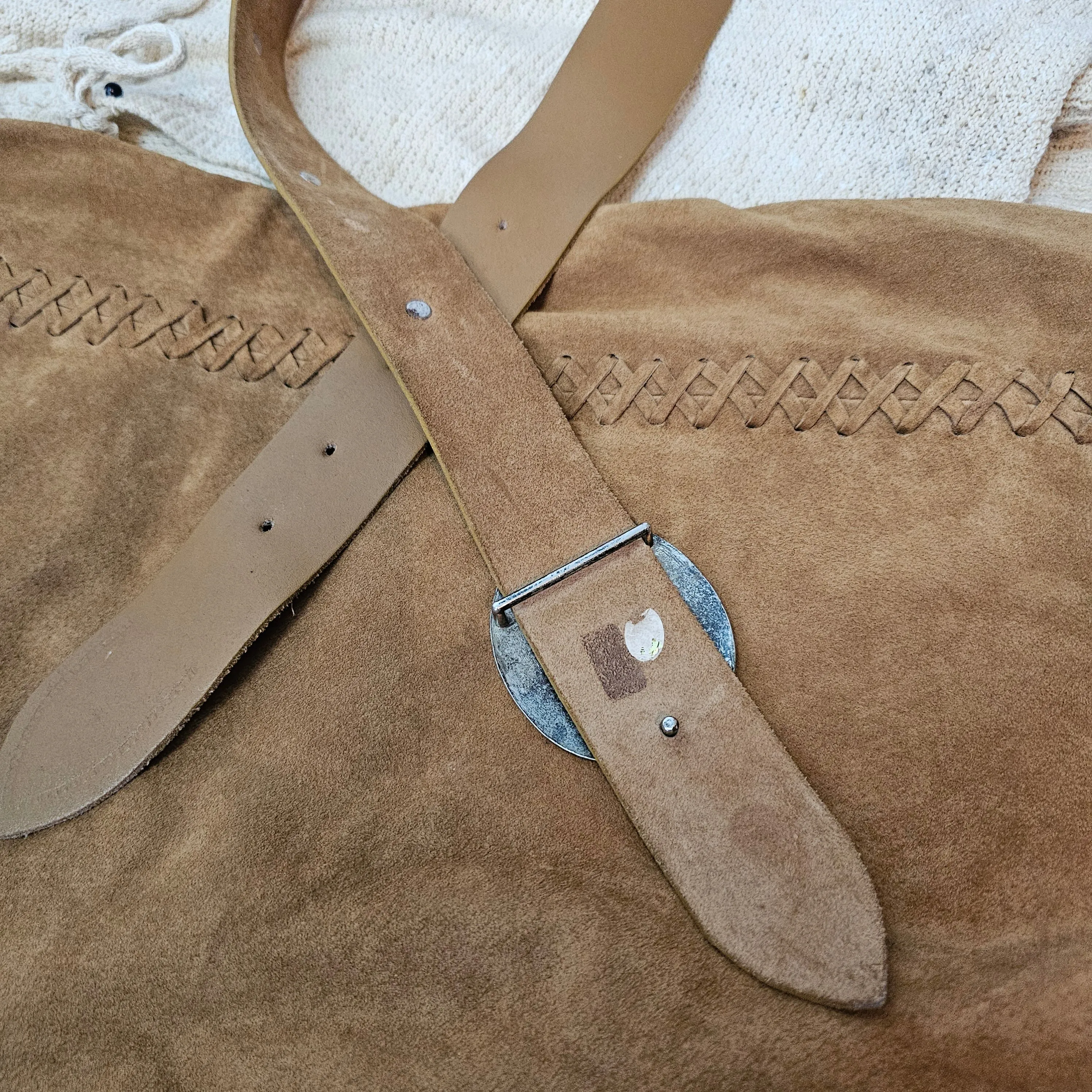 Vintage Avant Garde sea shell concho Leather Belt